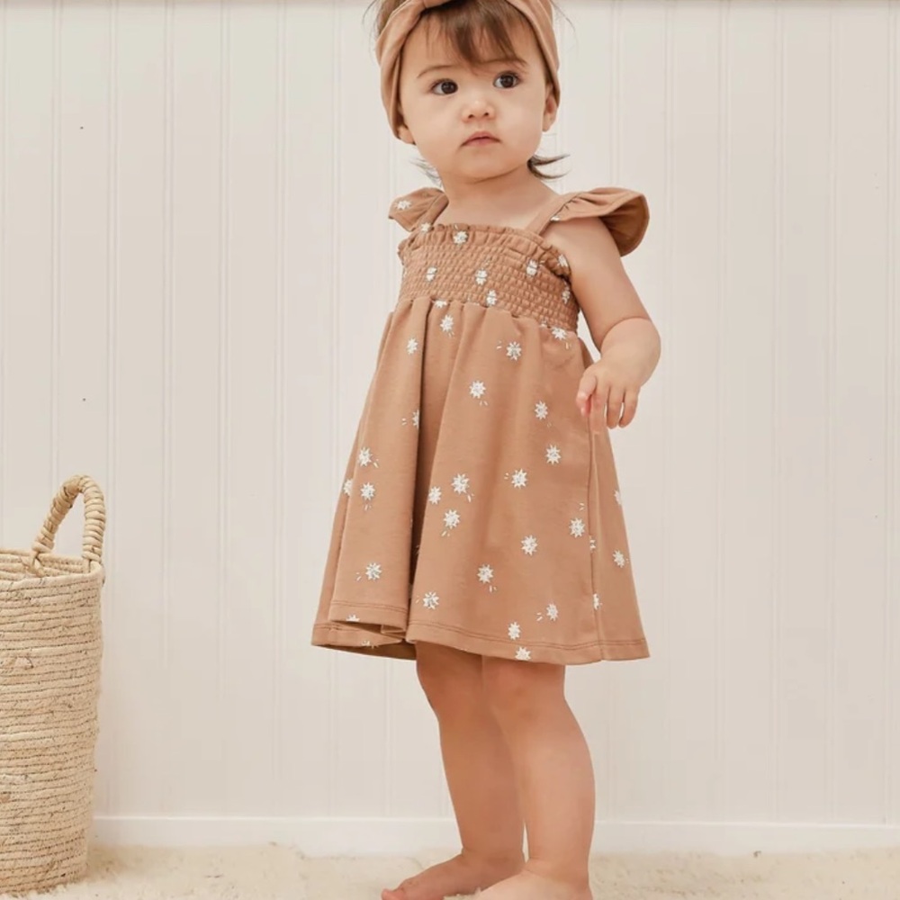 Quincy Mae Girls Brown Floral Smocked dress